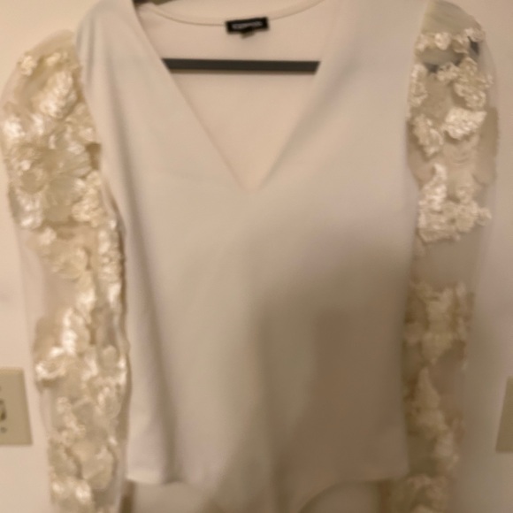 Express Cream Bodysuit - Picture 1 of 5